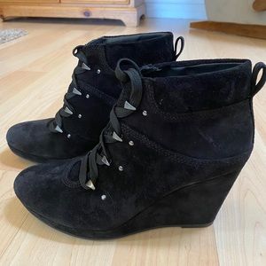 Brand New Black Via Spiga Suede Lace Boots 6